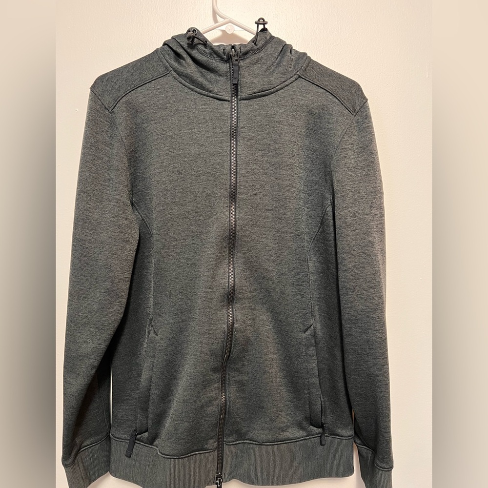 Under Armour Men's Zip-Up Hoodie Sweater in Charcoal Gray & Black